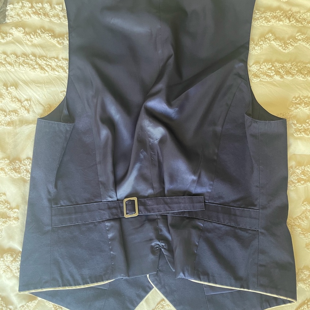 Paul Stuart Midnight Blue Vest with Ivory Accents - Picture 8 of 9
